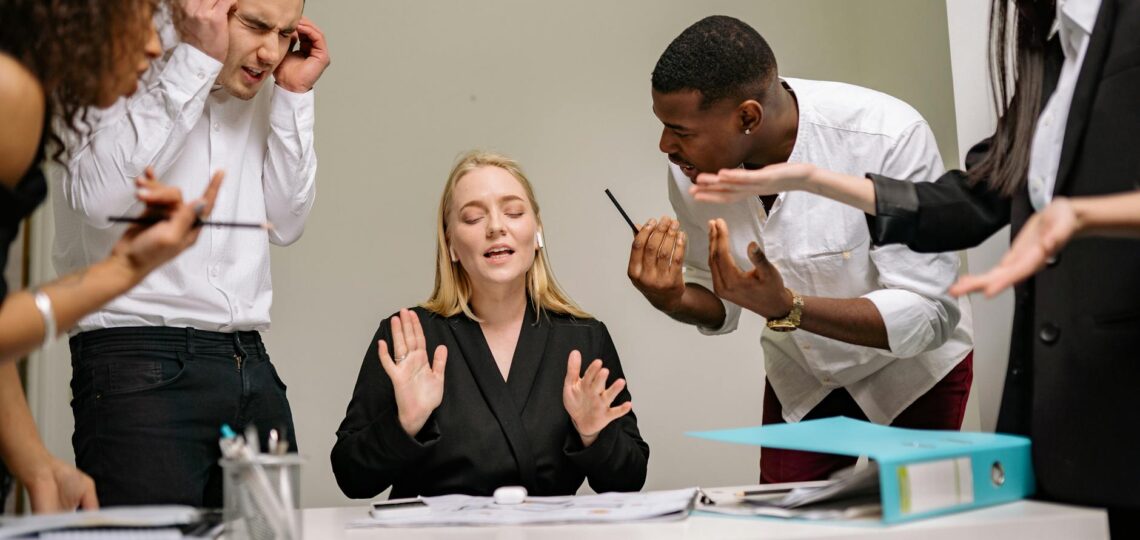 =ChatGPT para moderação de conflitos em comunidade