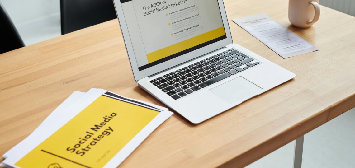 =gestão de redes sociais simplificada